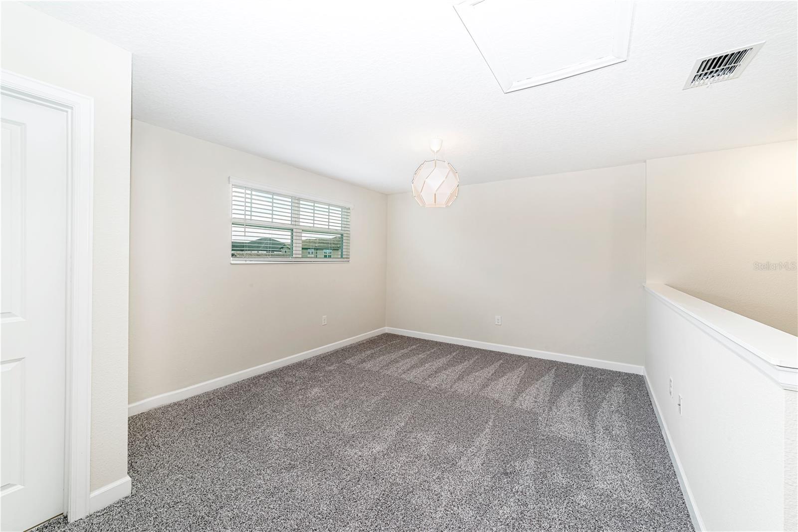 7530 SUMMERLAKE GROVES ST