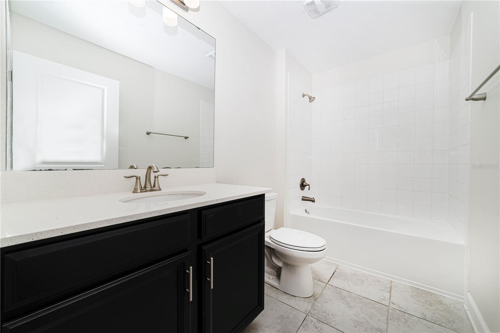 7530 SUMMERLAKE GROVES ST