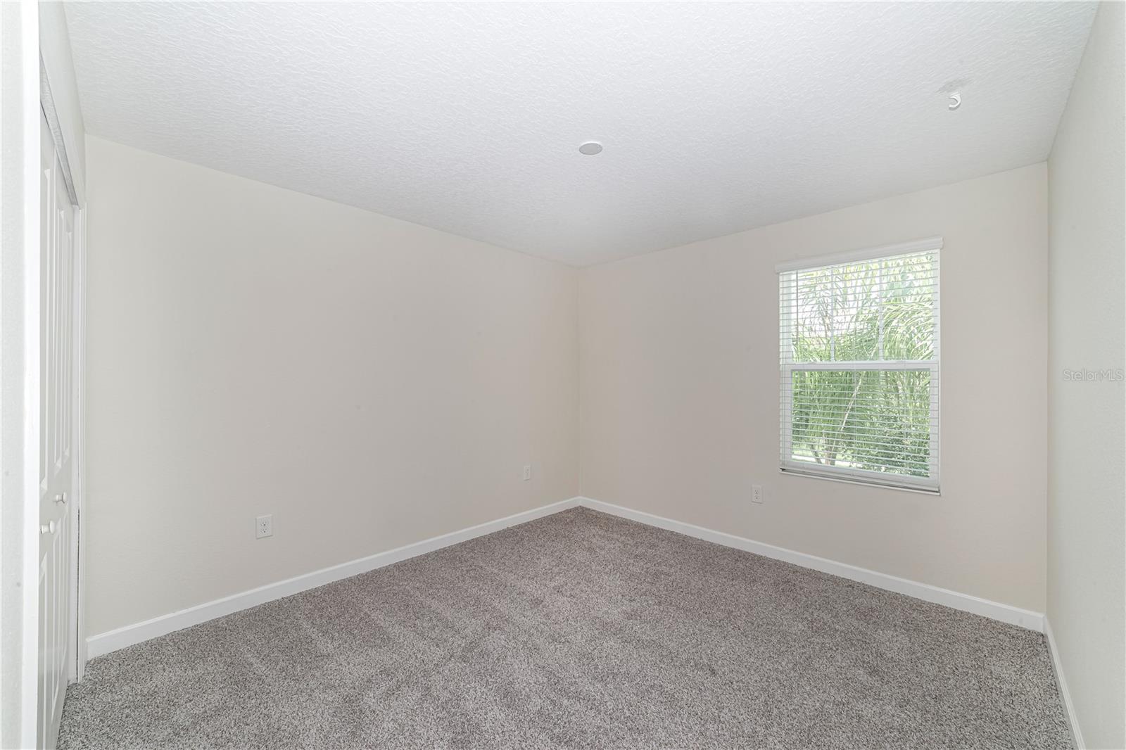 7530 SUMMERLAKE GROVES ST