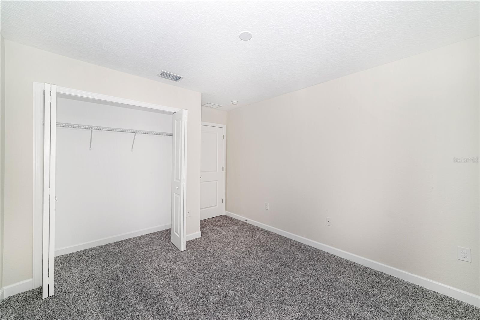 7530 SUMMERLAKE GROVES ST