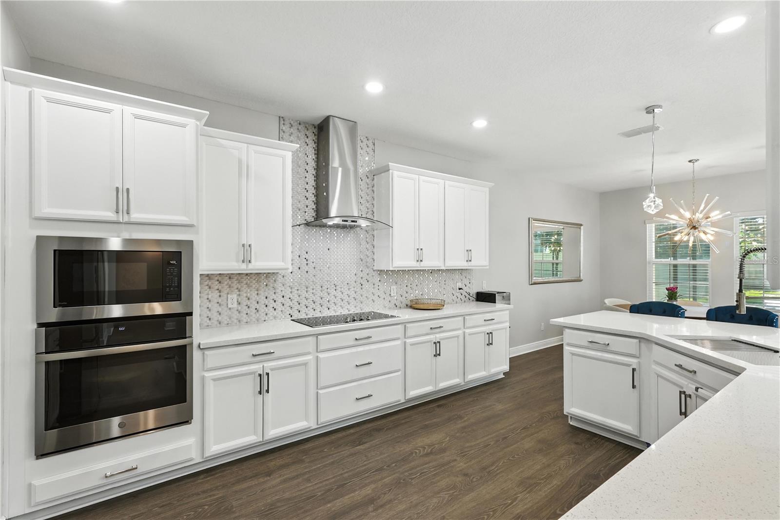 13924 JOMATT LOOP