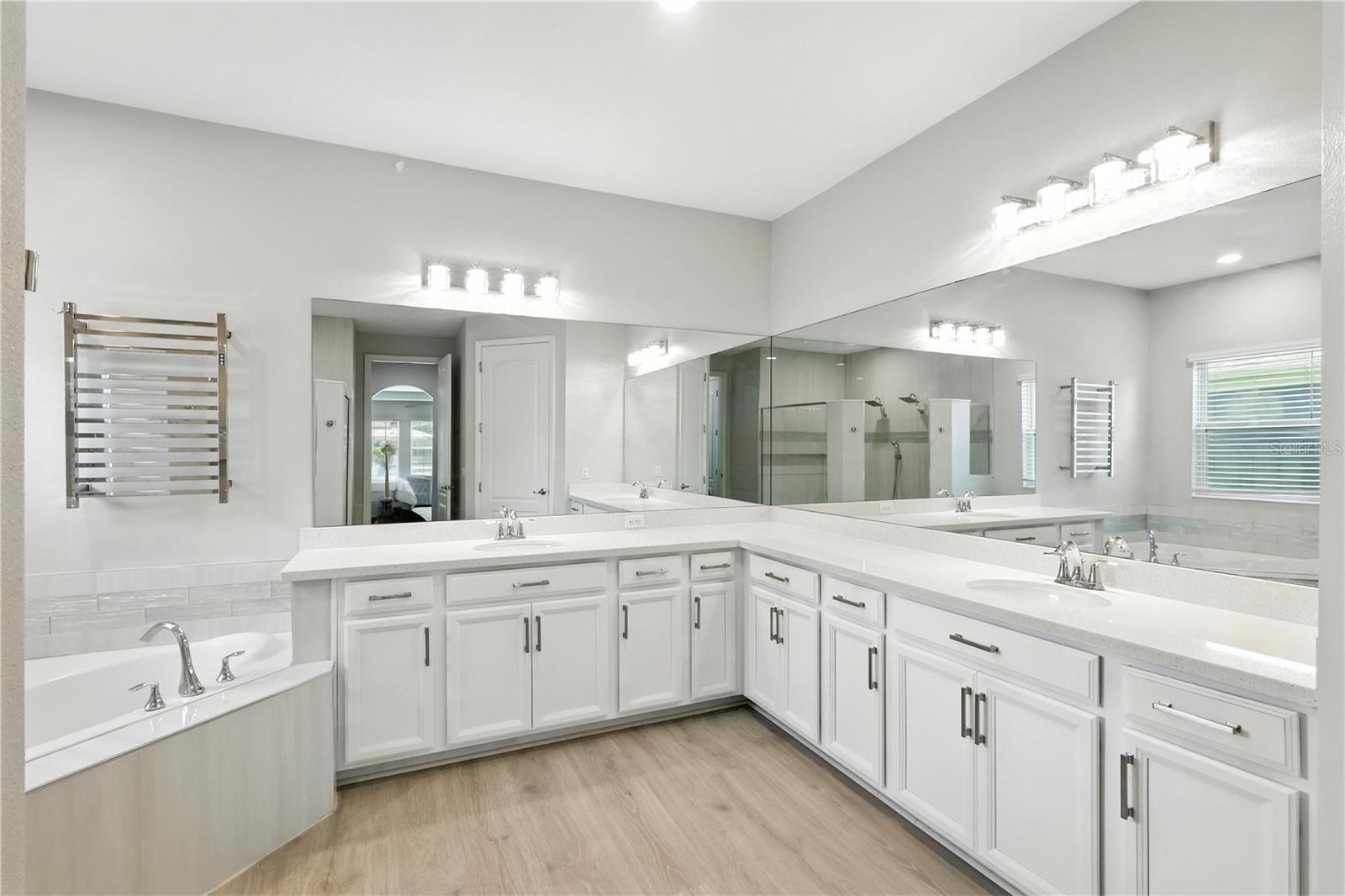 13924 JOMATT LOOP