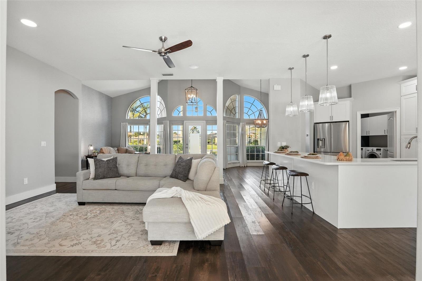 7819 CANYON LAKE CIR
