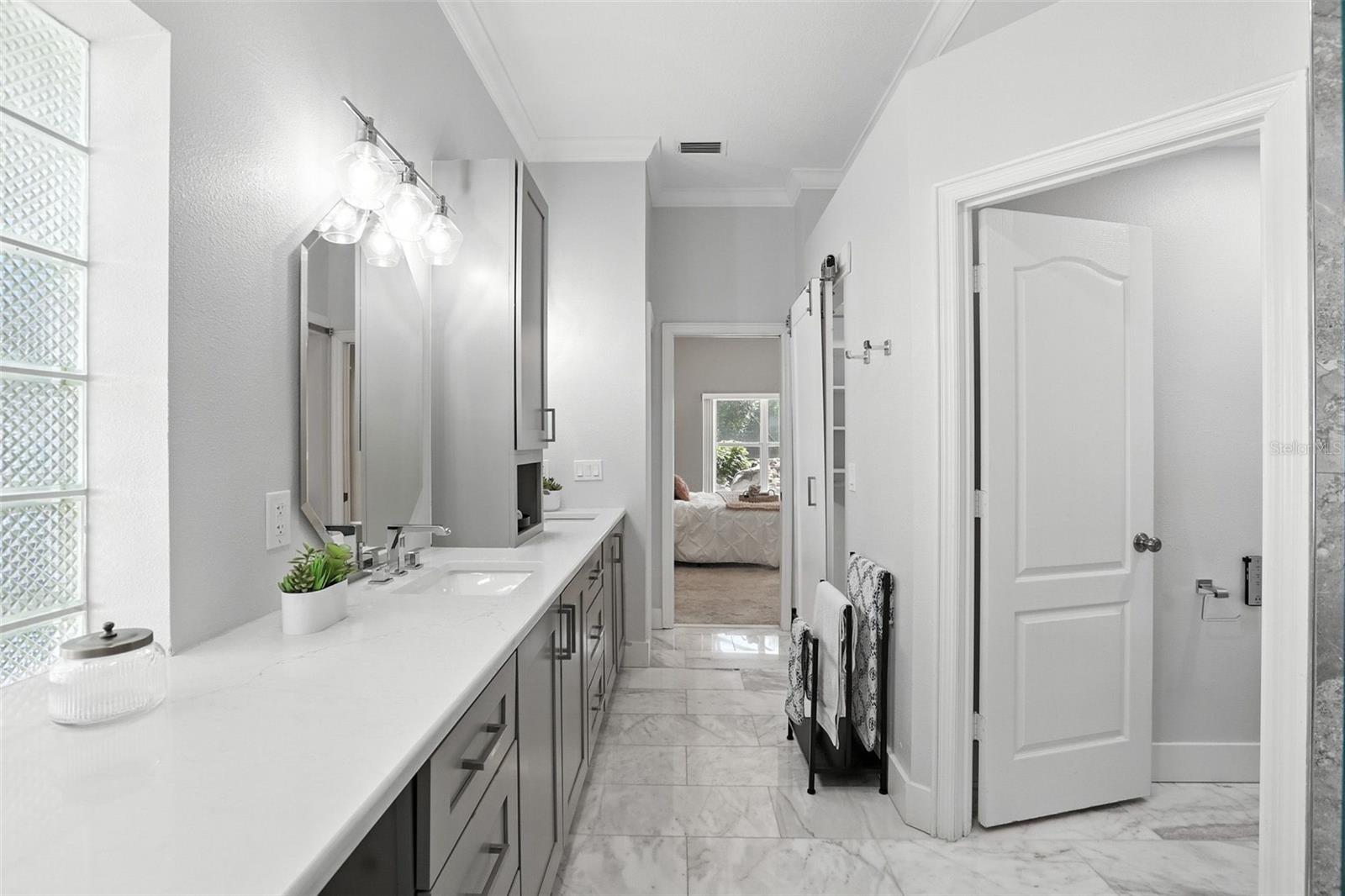 7819 CANYON LAKE CIR