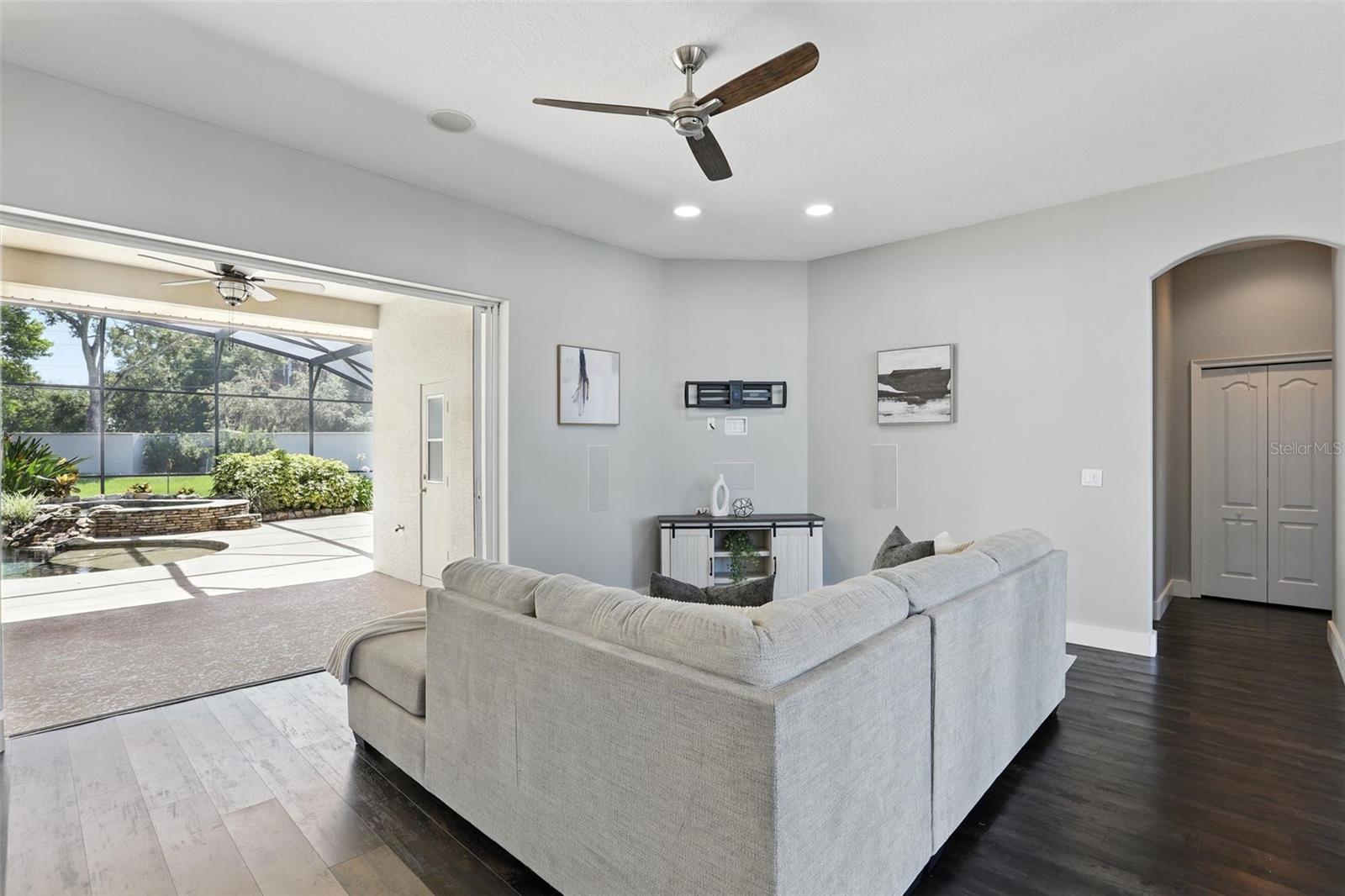 7819 CANYON LAKE CIR