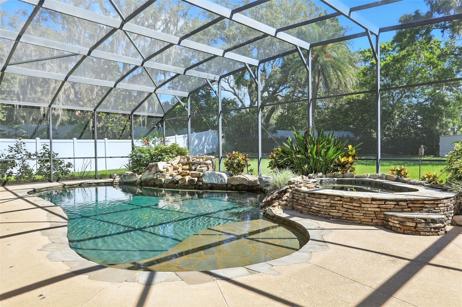 7819 CANYON LAKE CIR