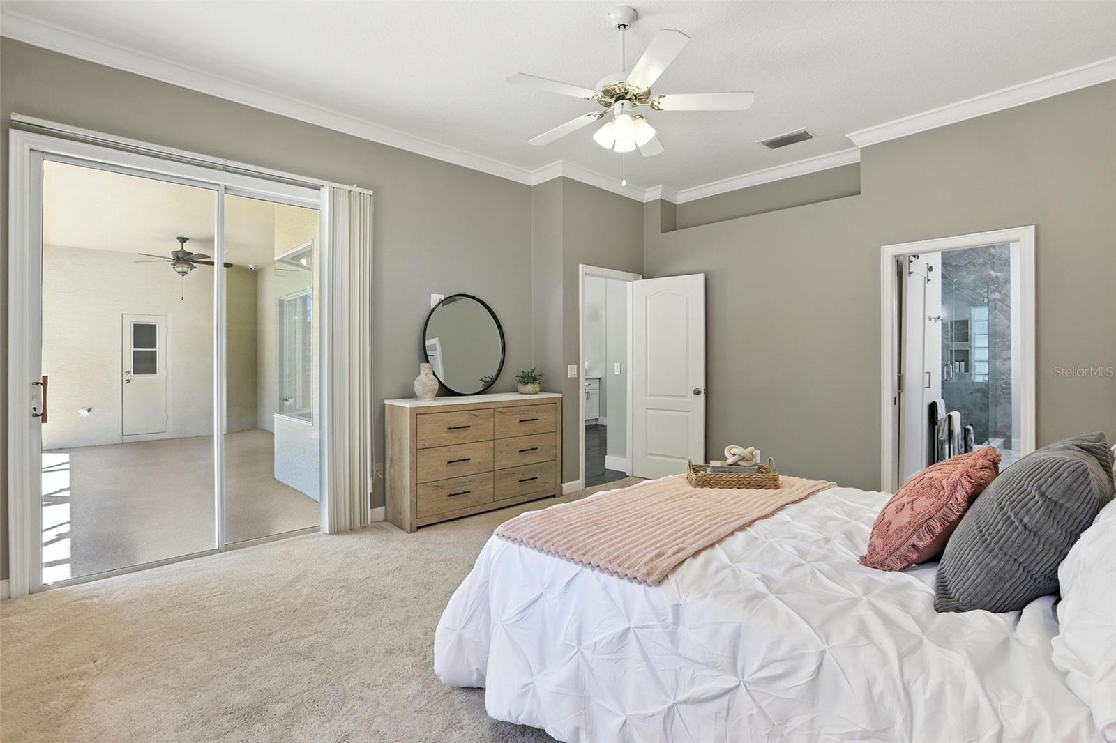 7819 CANYON LAKE CIR