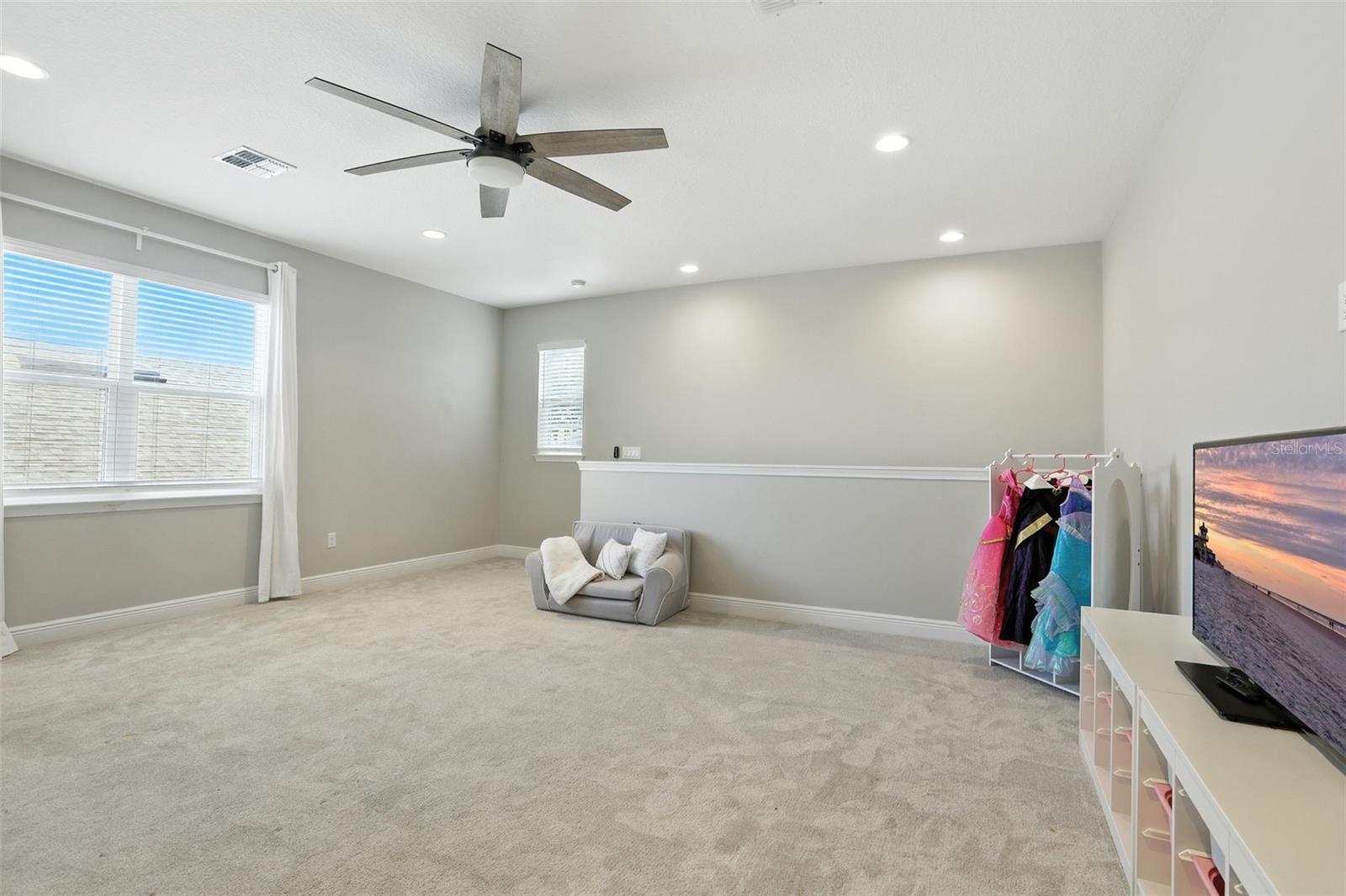 5314 GOLDEN APPLE DR