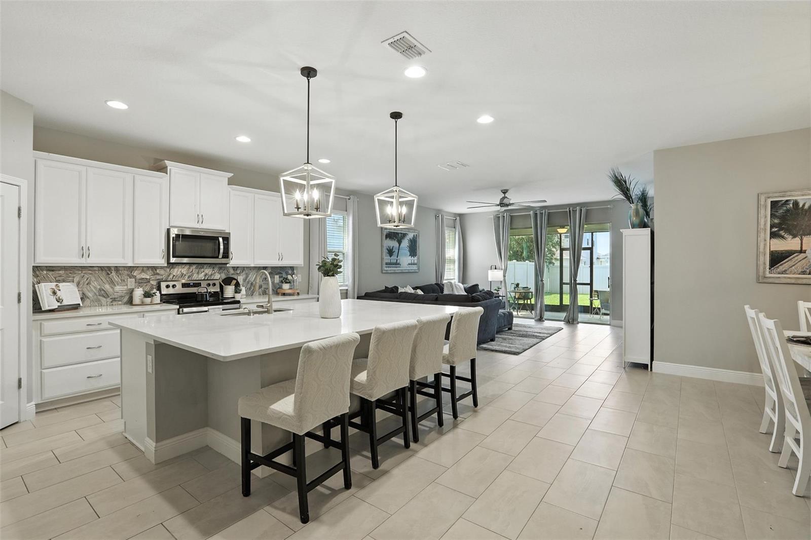 5314 GOLDEN APPLE DR