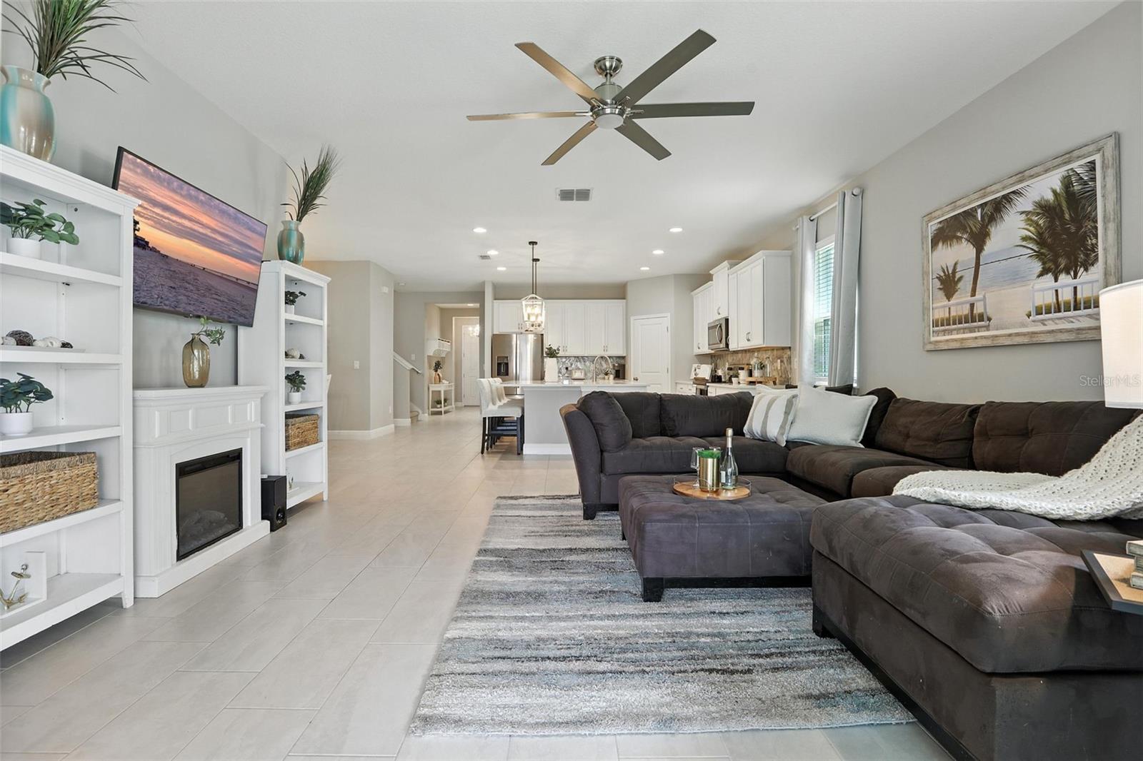 5314 GOLDEN APPLE DR