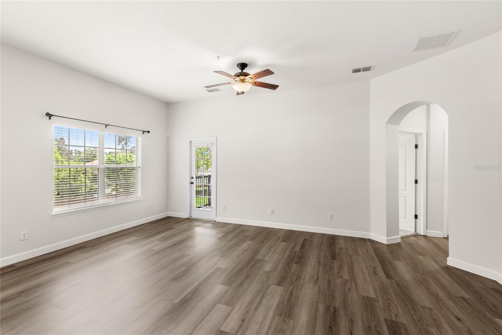 950 ASHWORTH OVERLOOK DR #C