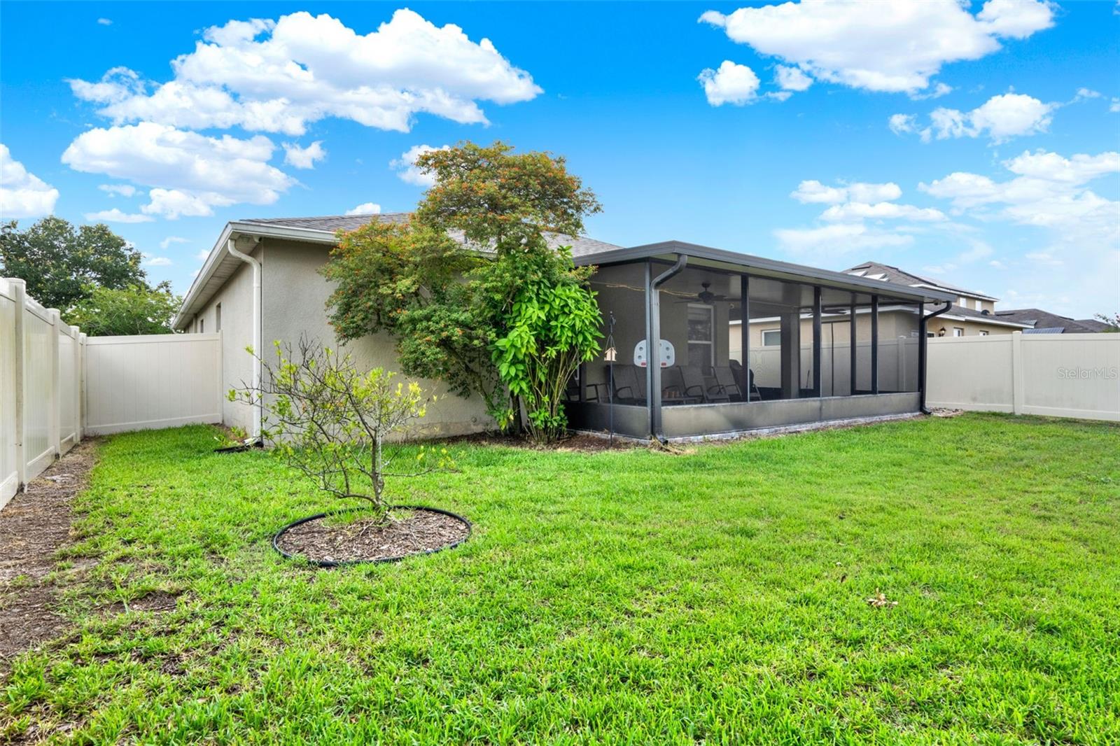 2216 SEQUOIA WAY