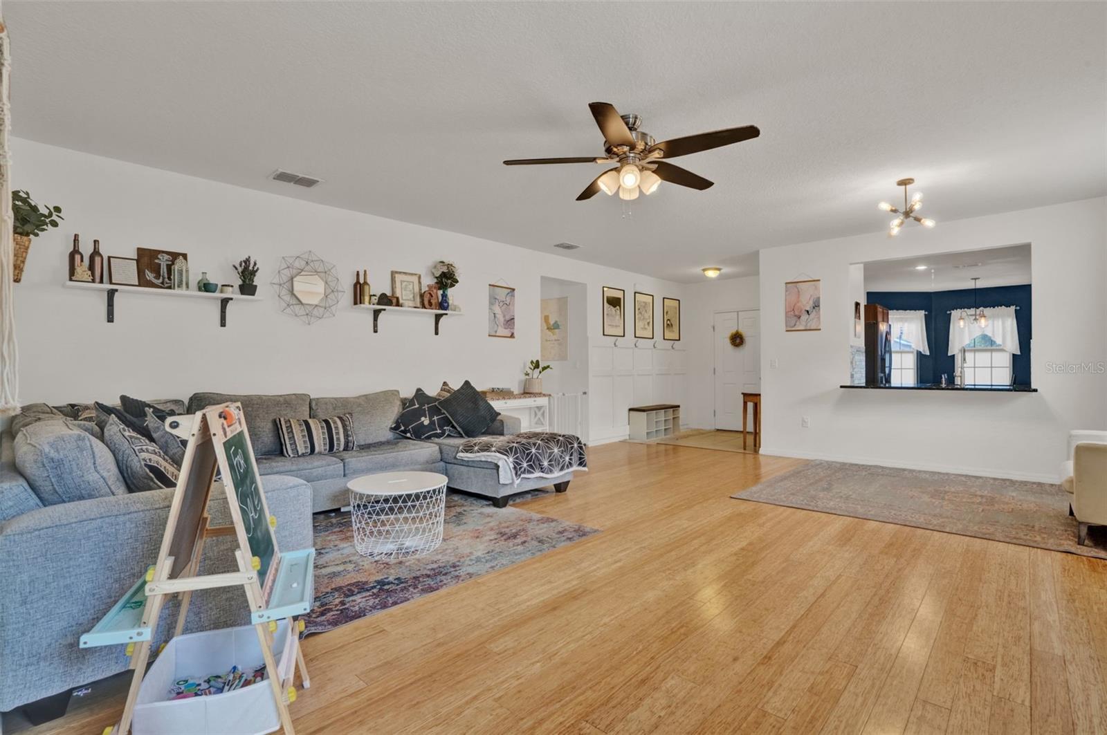 2216 SEQUOIA WAY