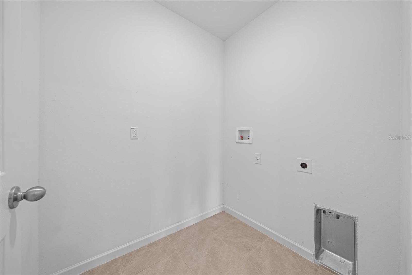597 J T SANCHO ST