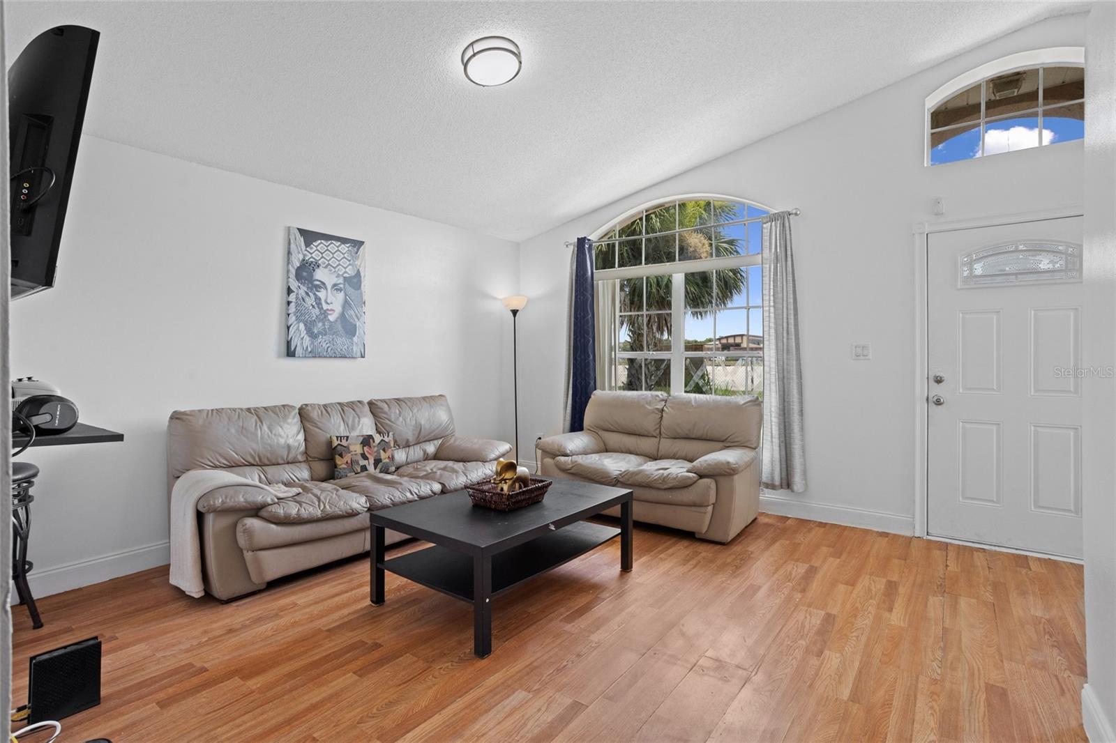 2338 HARBOR TOWN DR