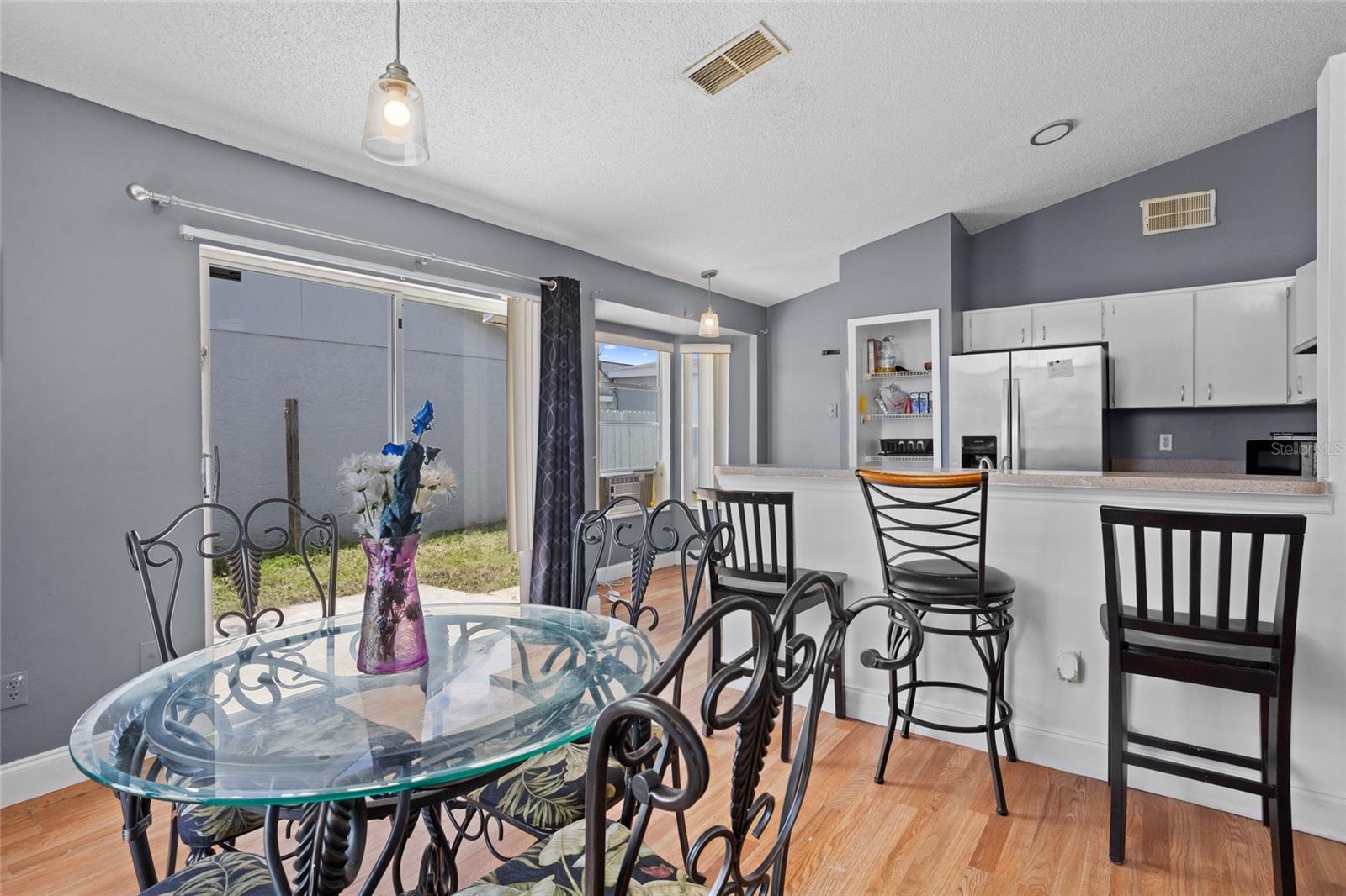 2338 HARBOR TOWN DR
