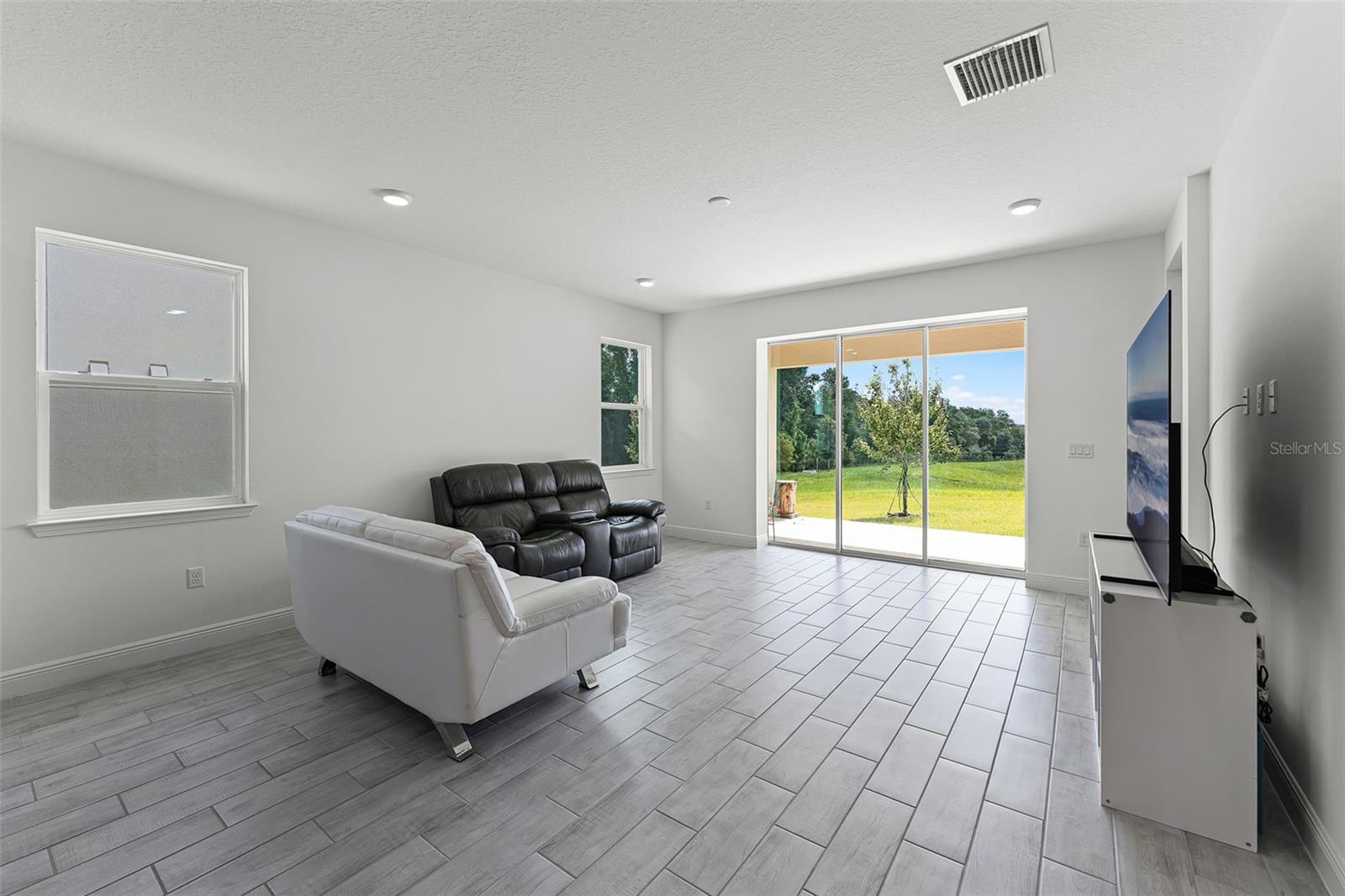 2056 KEYSTONE PASS BLVD