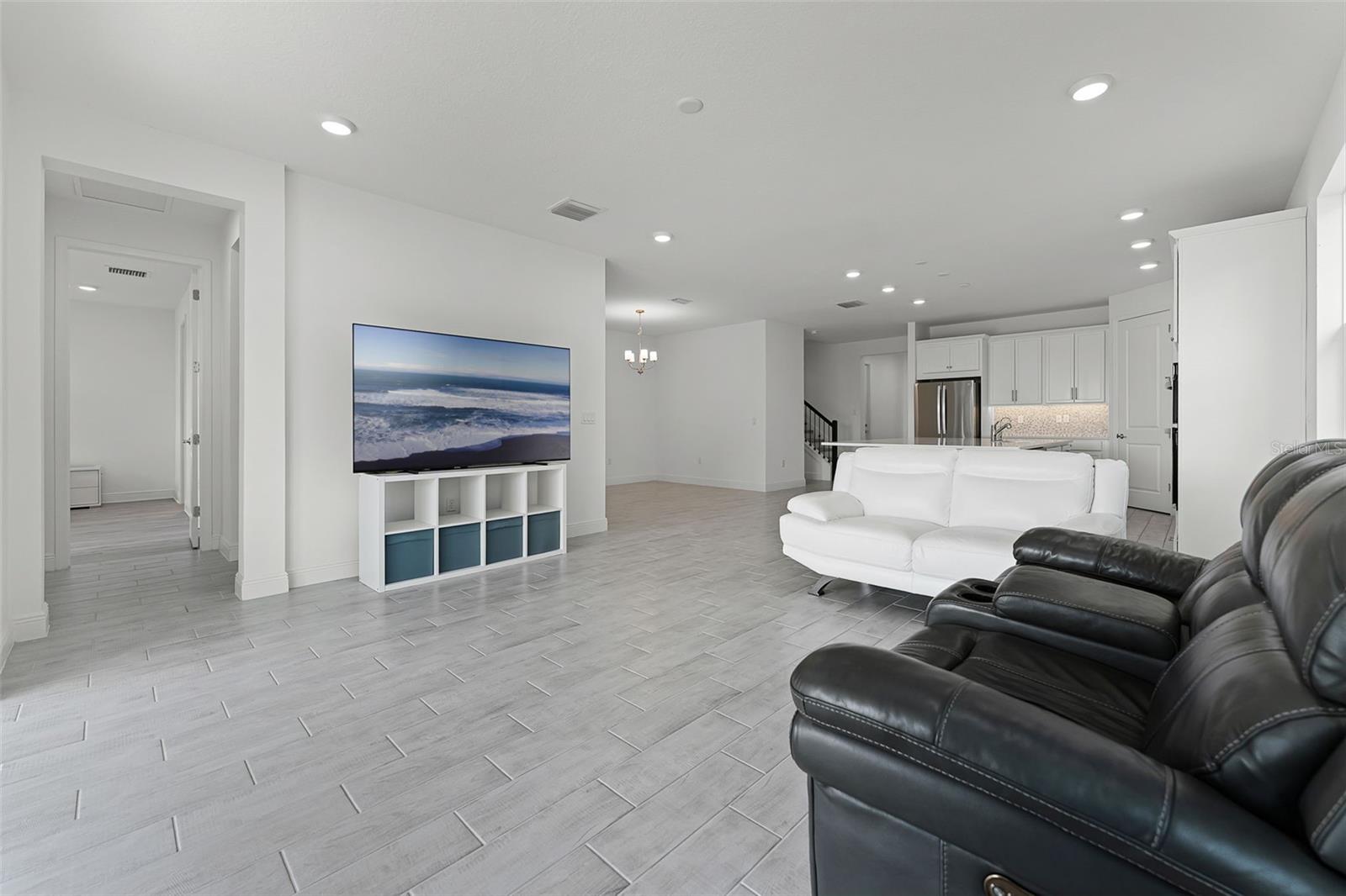 2056 KEYSTONE PASS BLVD