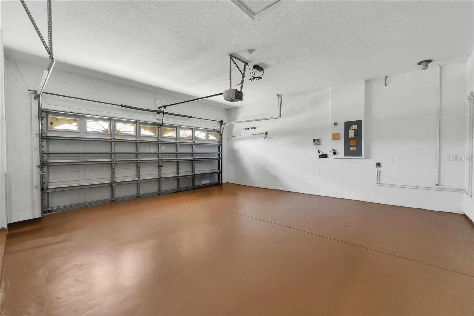 27045 SILVERLEAF WAY