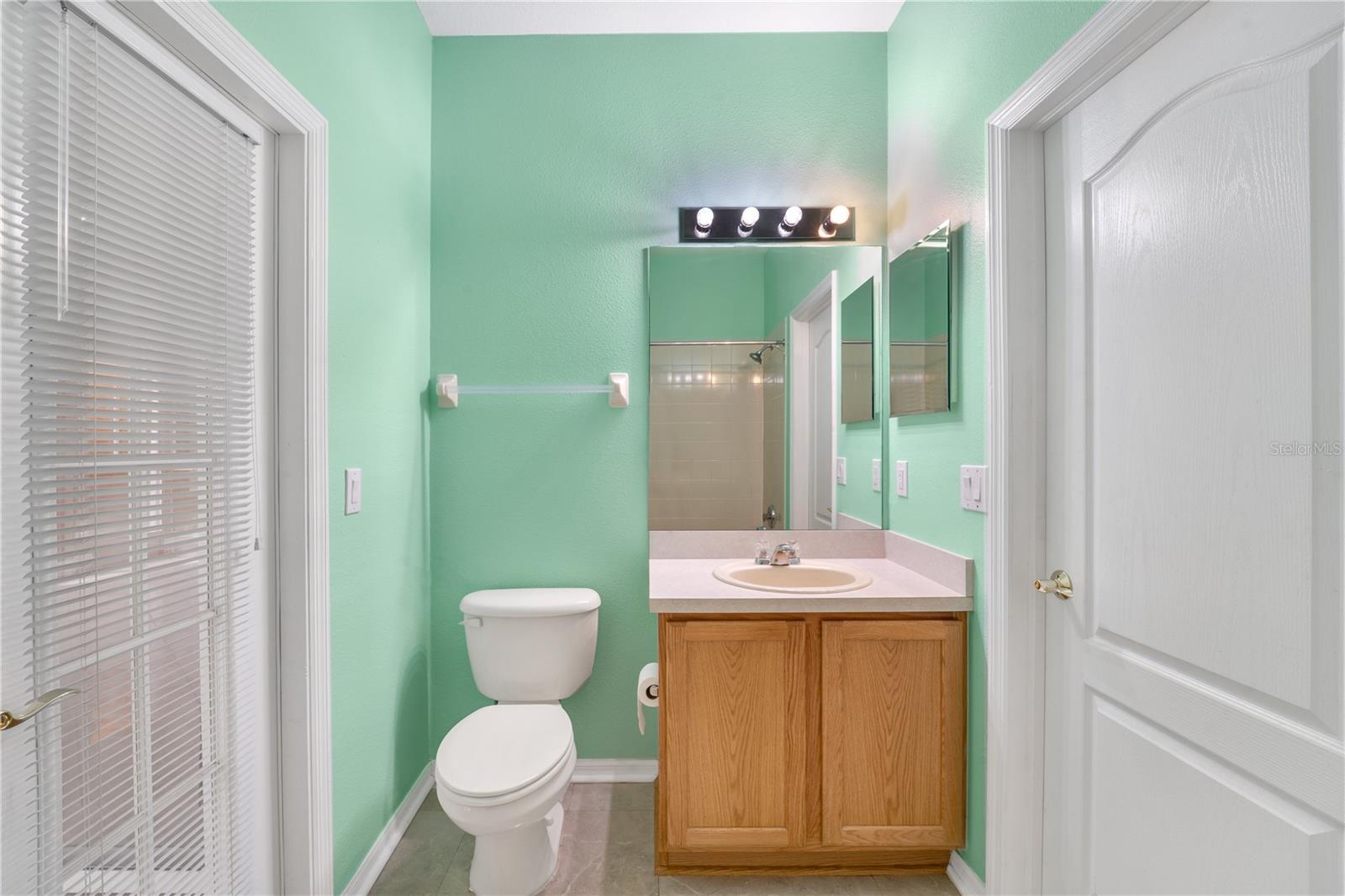 27045 SILVERLEAF WAY