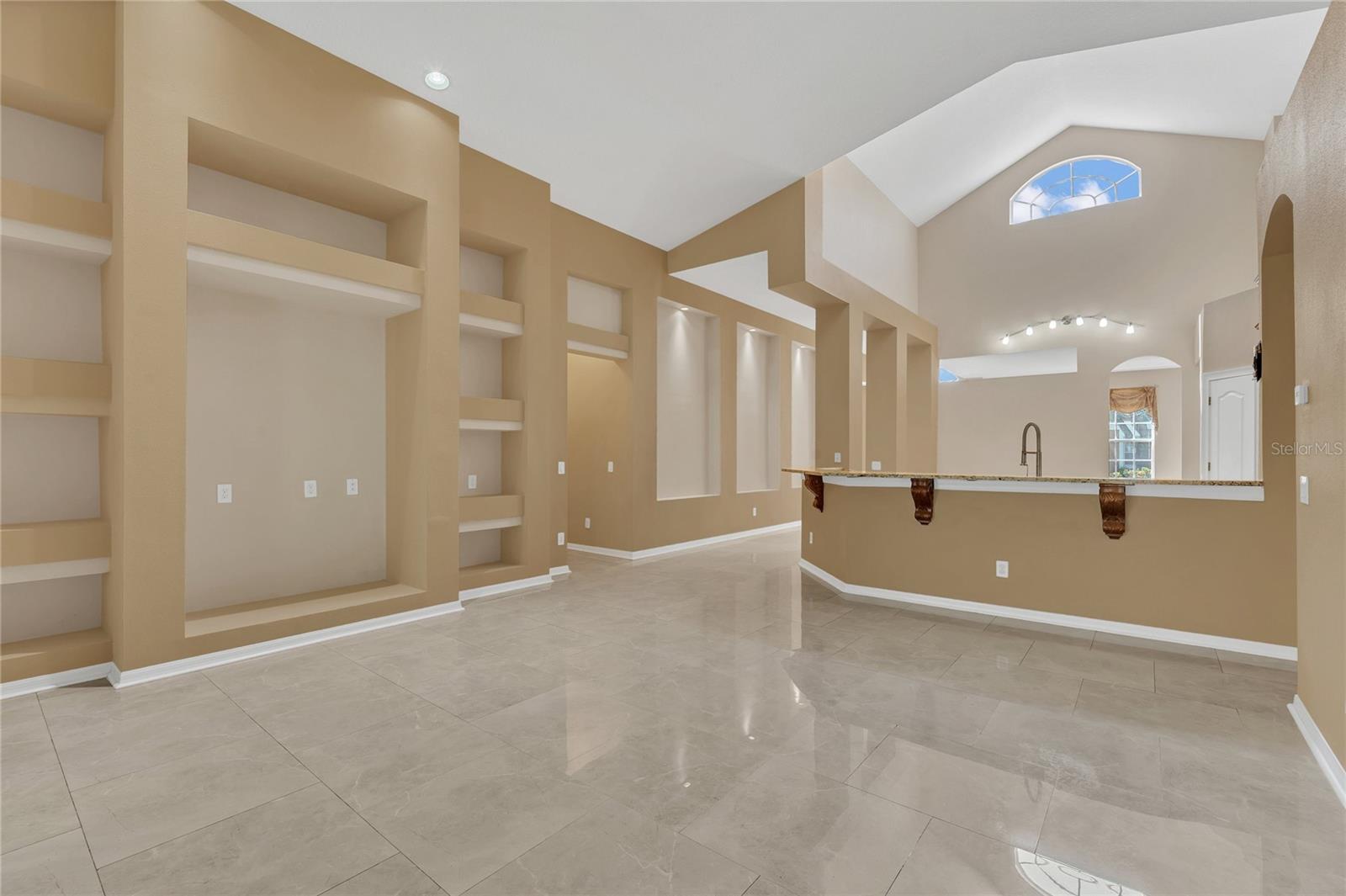 27045 SILVERLEAF WAY