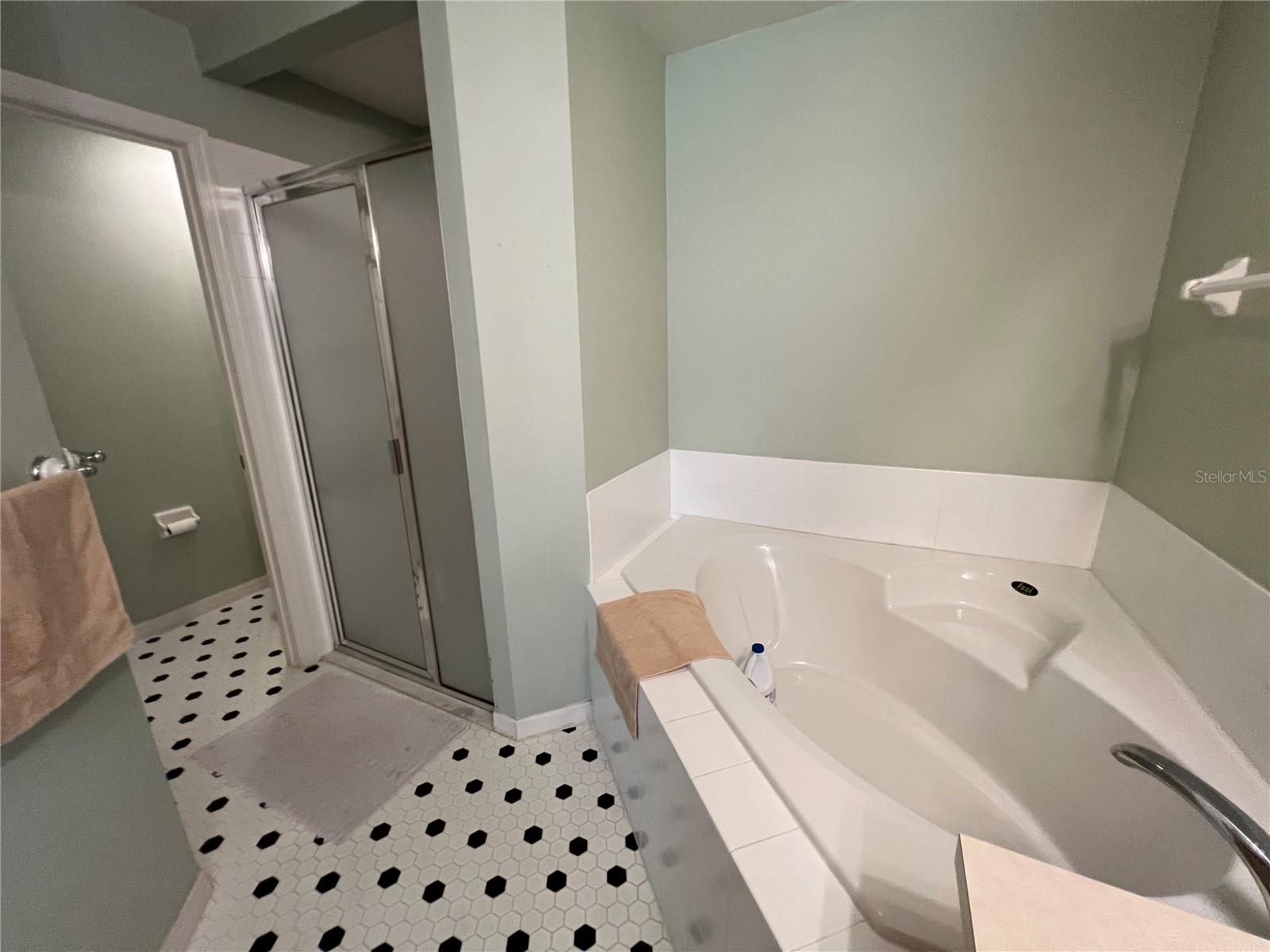 1500 OAK VALLEY BLVD