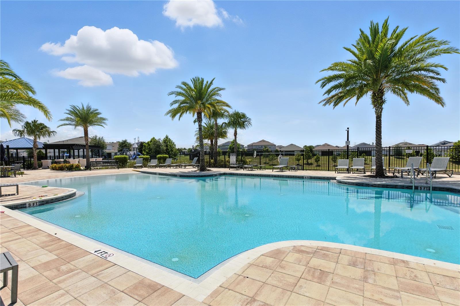 3198 SAILING PIER AVE