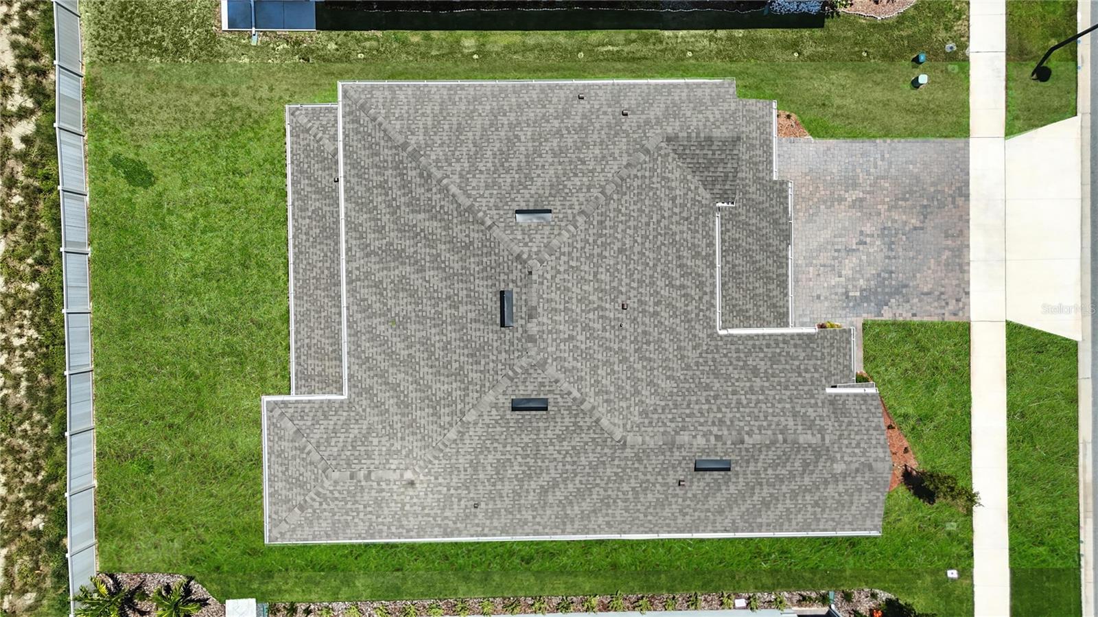 3198 SAILING PIER AVE