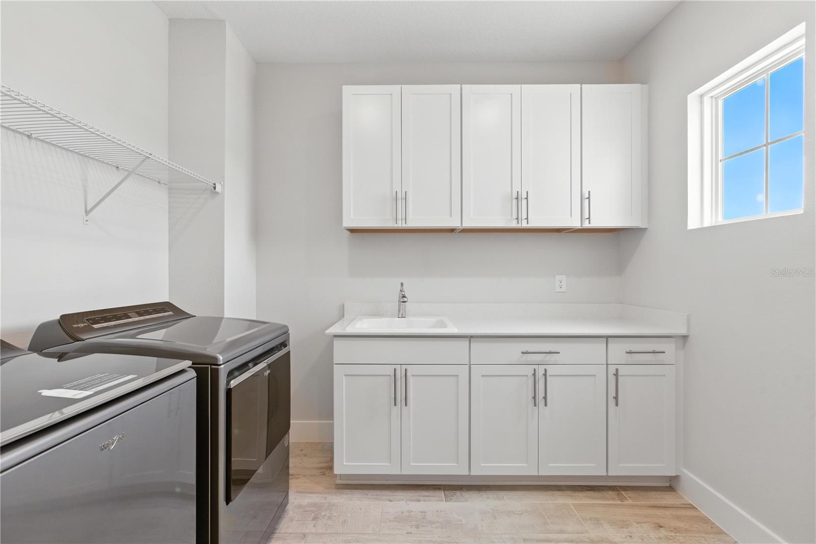 3198 SAILING PIER AVE