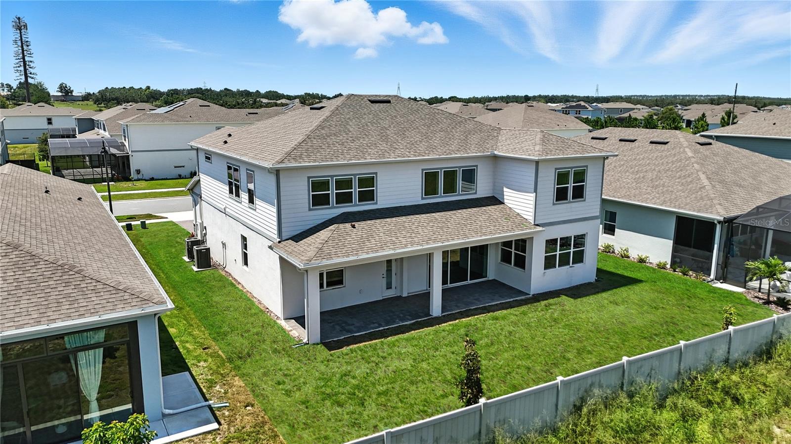 3198 SAILING PIER AVE