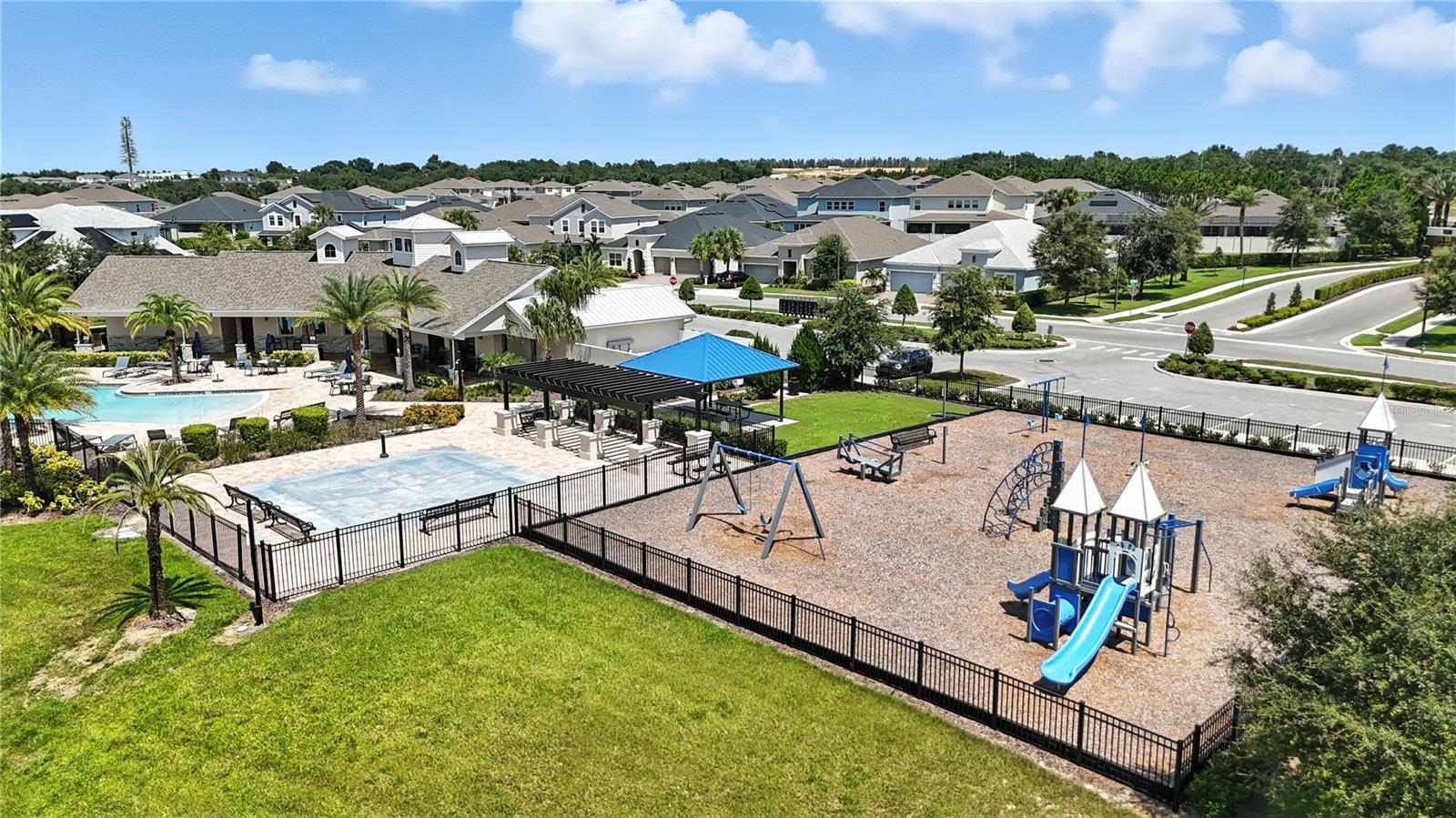 3198 SAILING PIER AVE