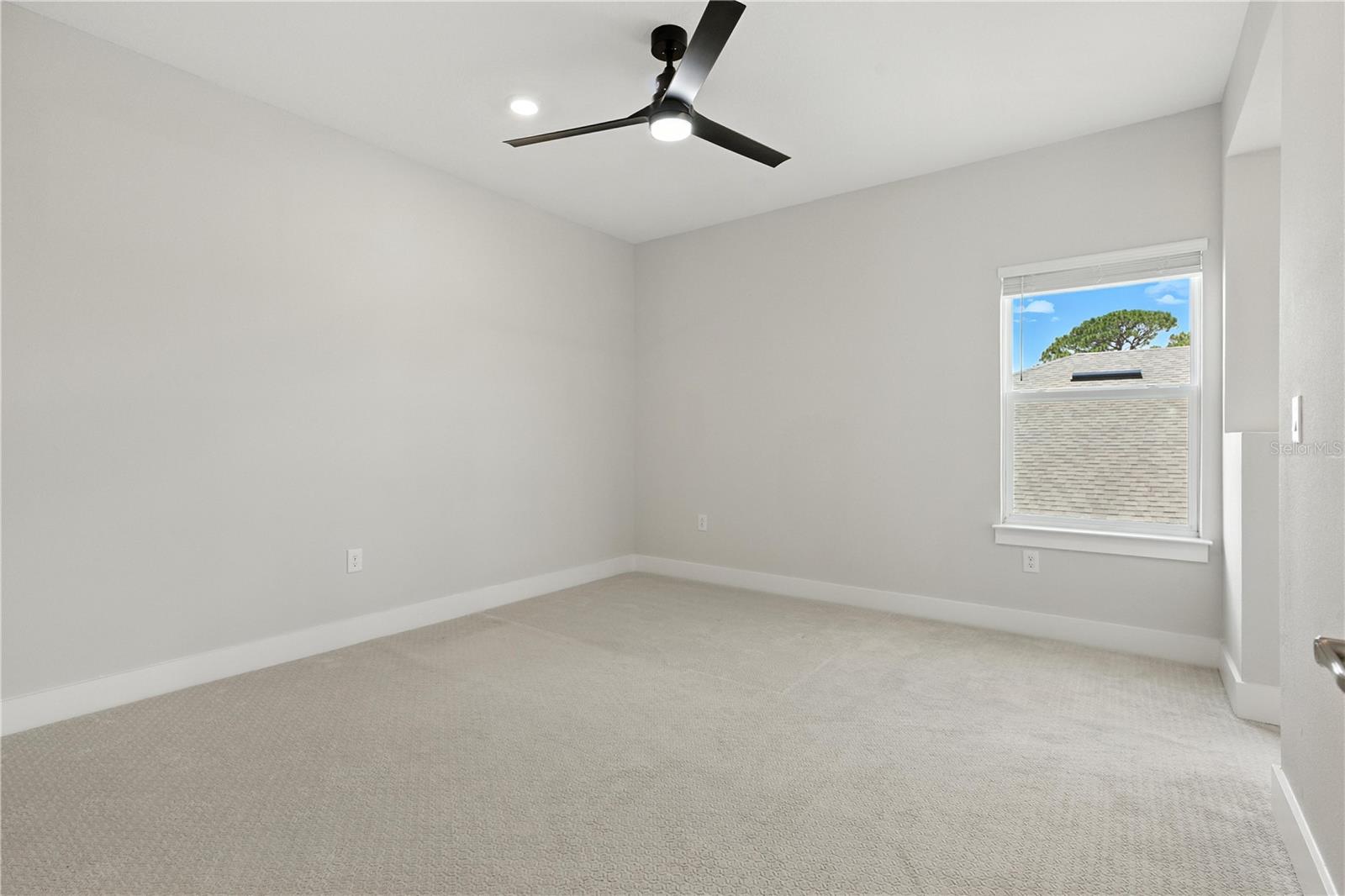 3198 SAILING PIER AVE