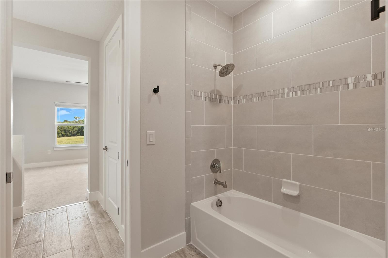 3198 SAILING PIER AVE