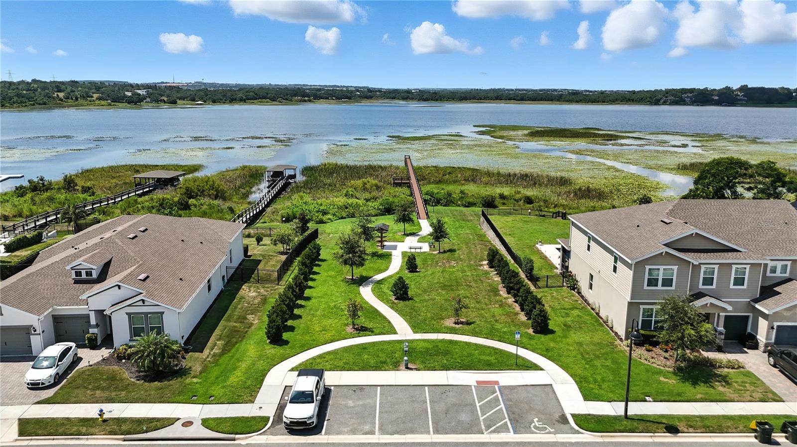 3198 SAILING PIER AVE