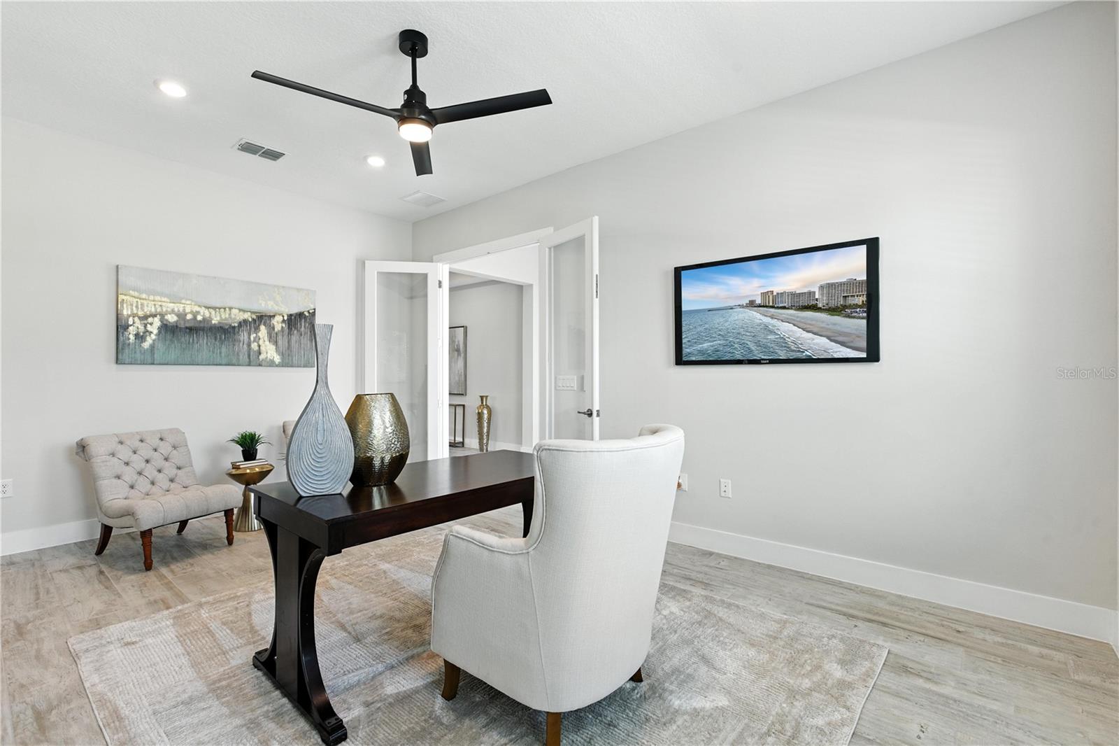 3198 SAILING PIER AVE