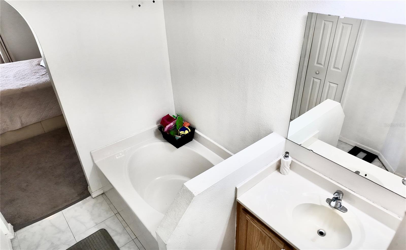 3630 QUEENS COVE BLVD