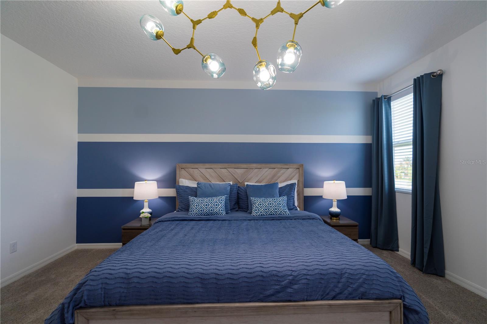 8981 AMELIA DOWNS TRL