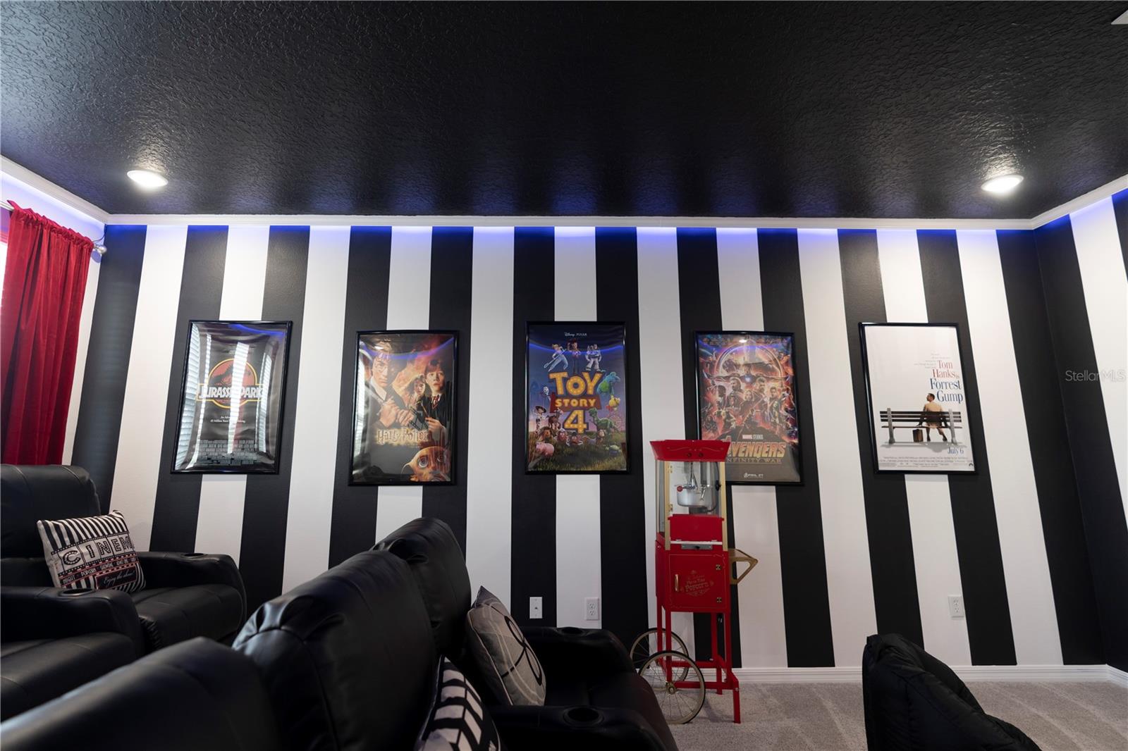 8981 AMELIA DOWNS TRL