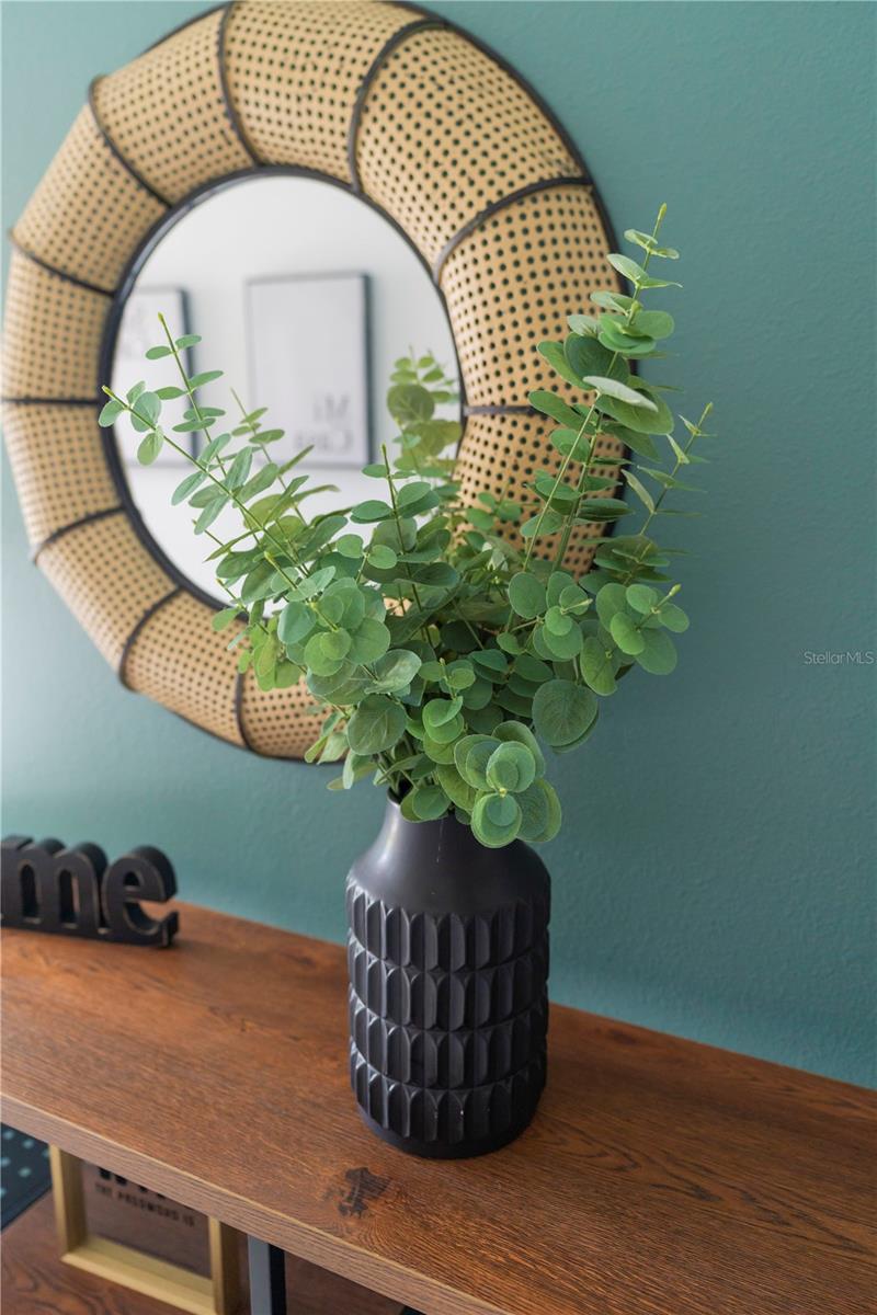 8981 AMELIA DOWNS TRL