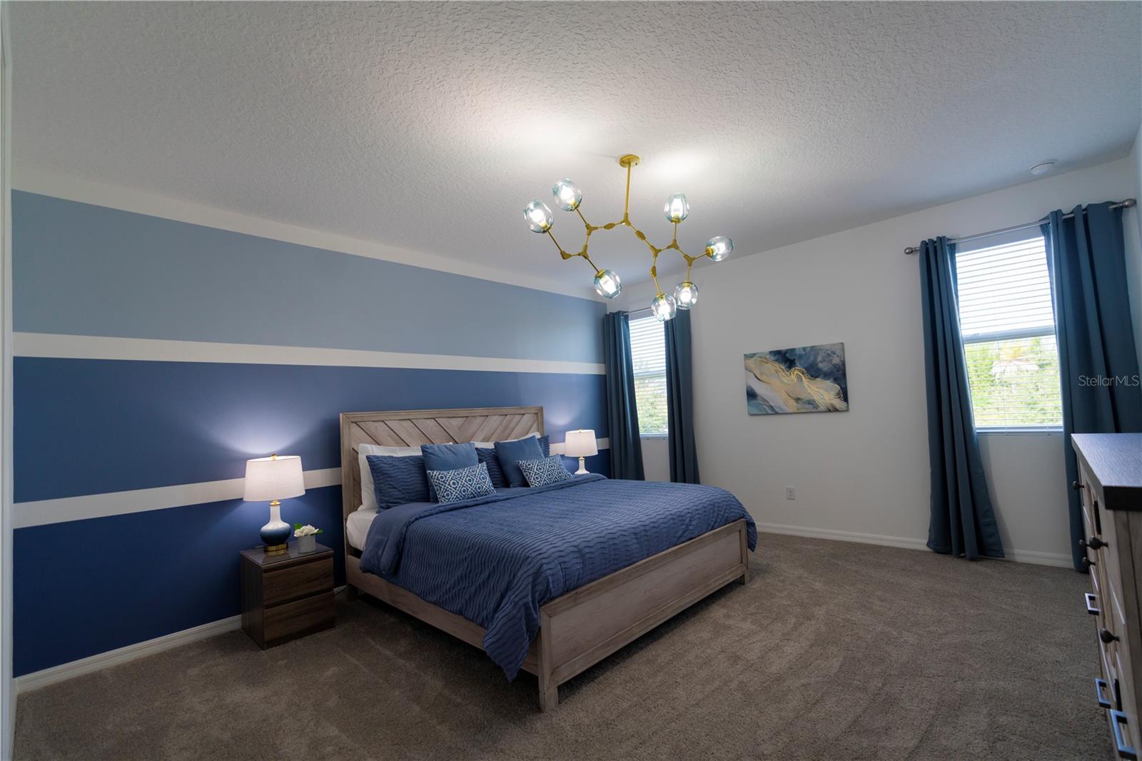 8981 AMELIA DOWNS TRL