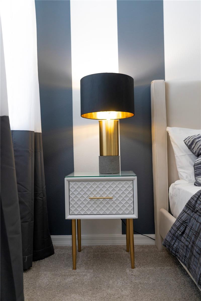 8981 AMELIA DOWNS TRL