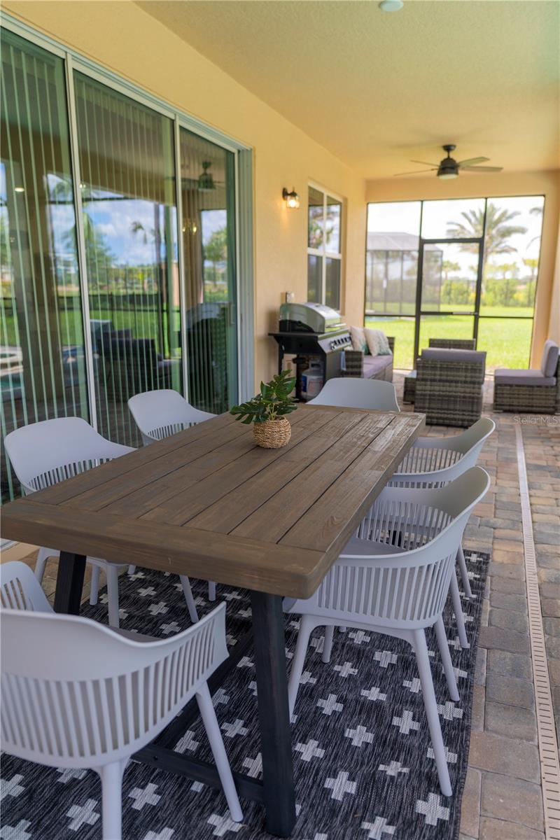 8981 AMELIA DOWNS TRL