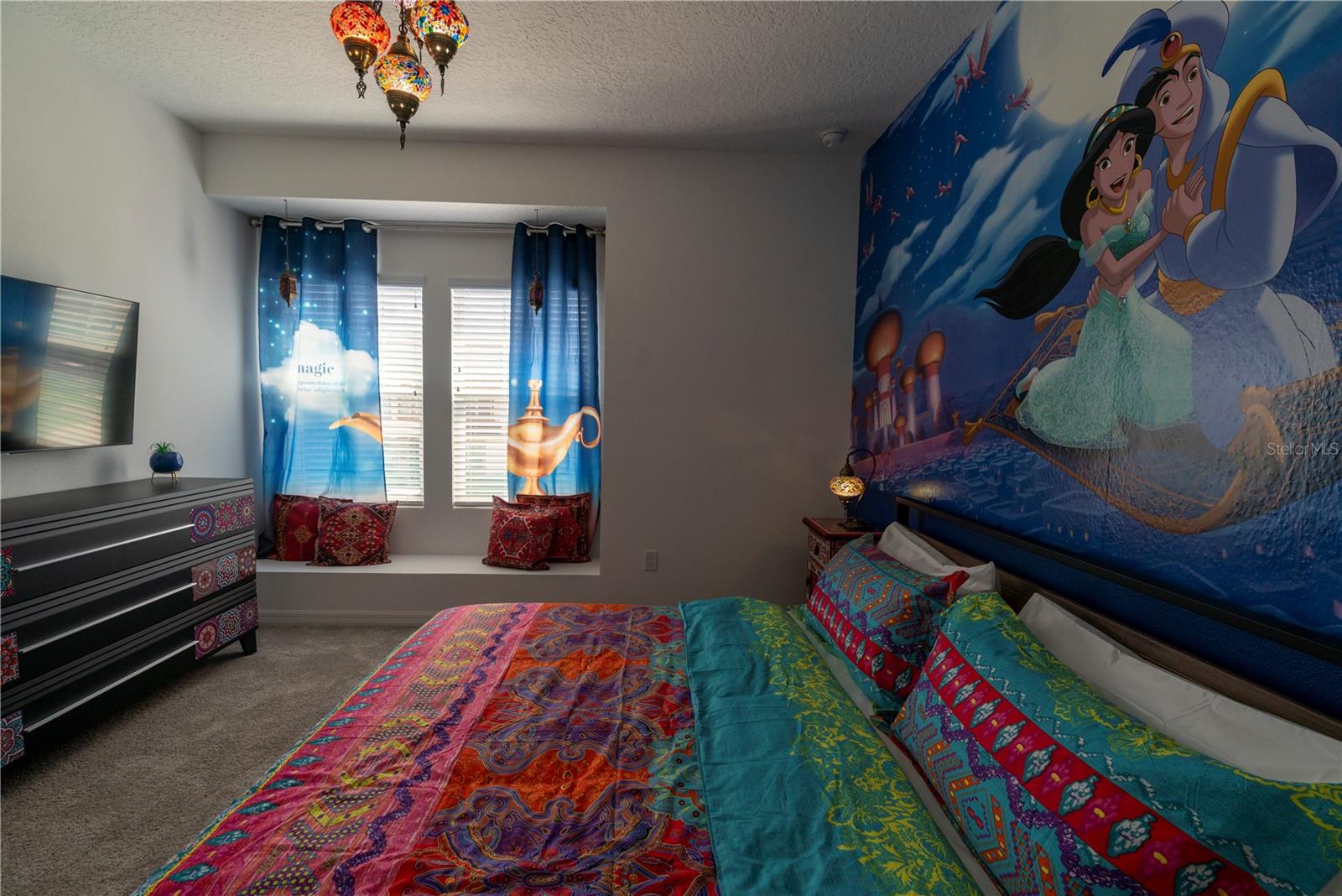 8981 AMELIA DOWNS TRL