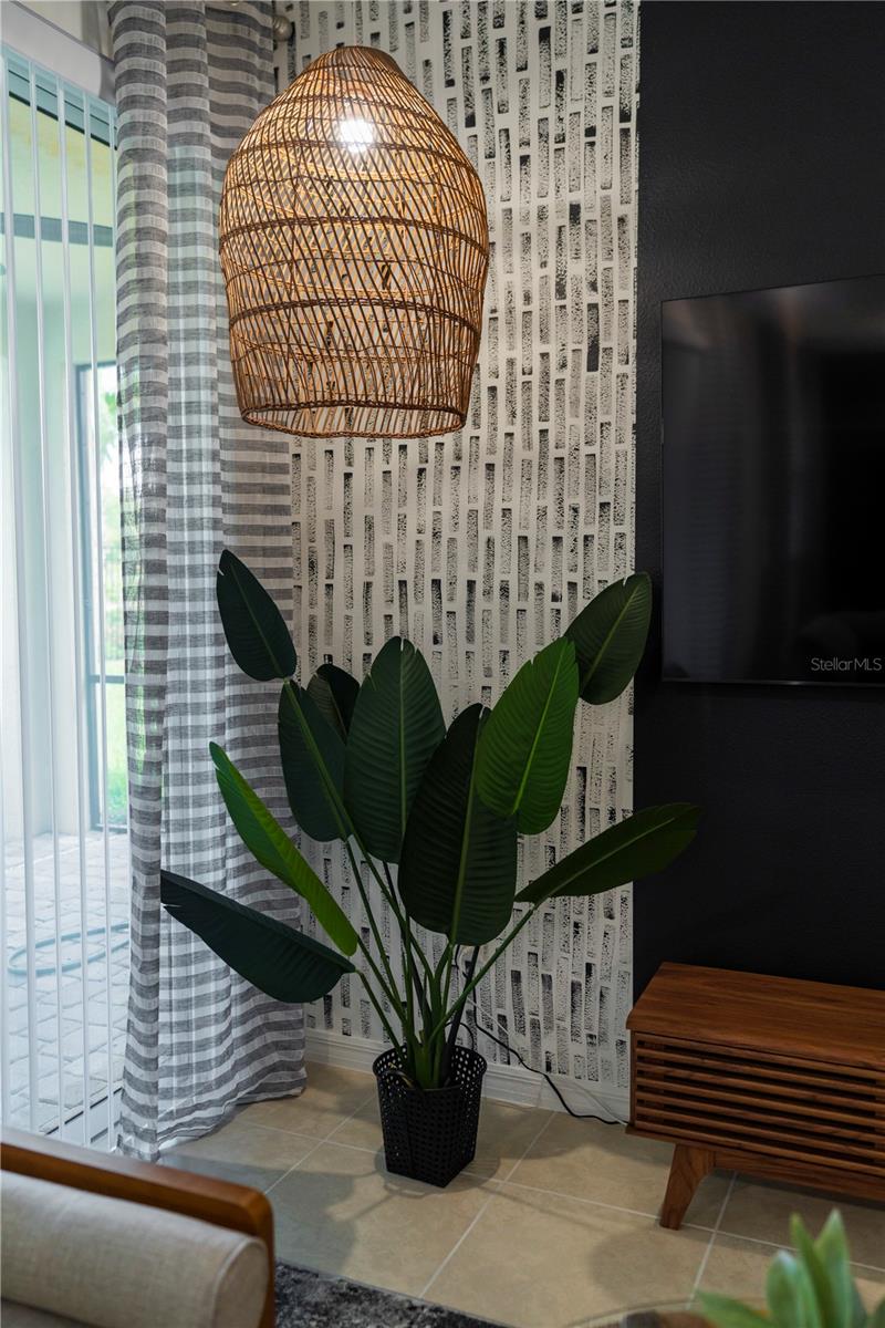 8981 AMELIA DOWNS TRL