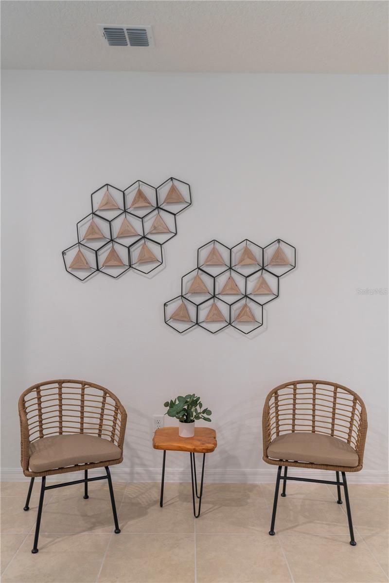 8981 AMELIA DOWNS TRL