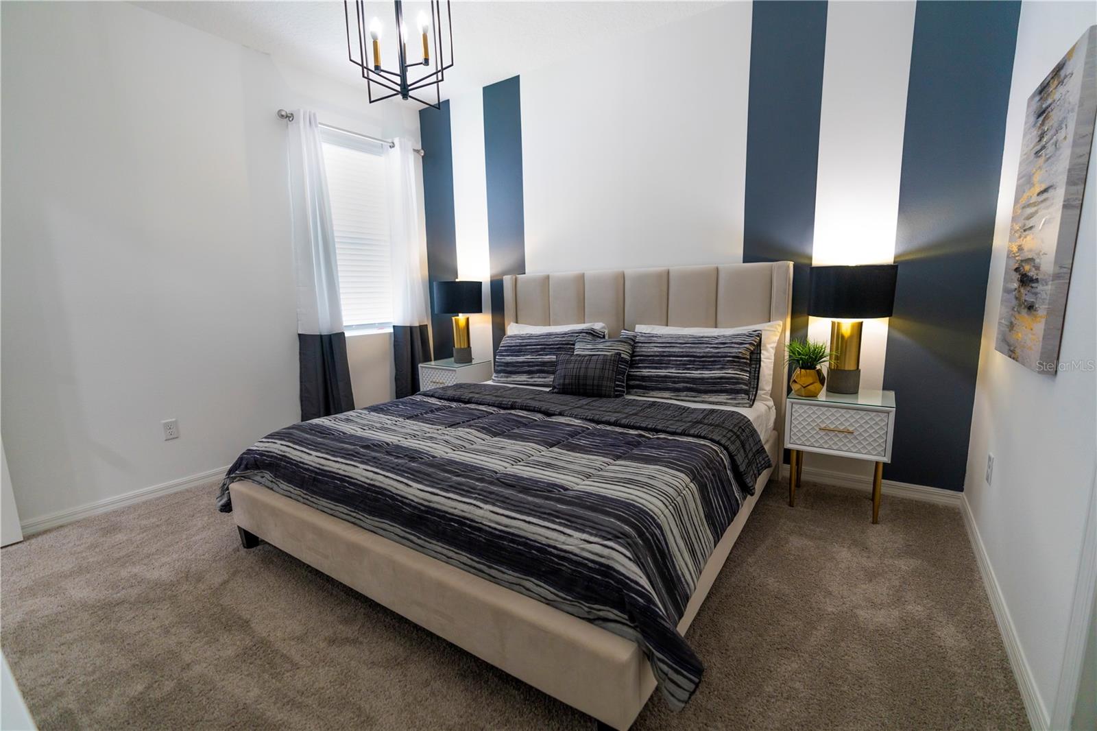 8981 AMELIA DOWNS TRL