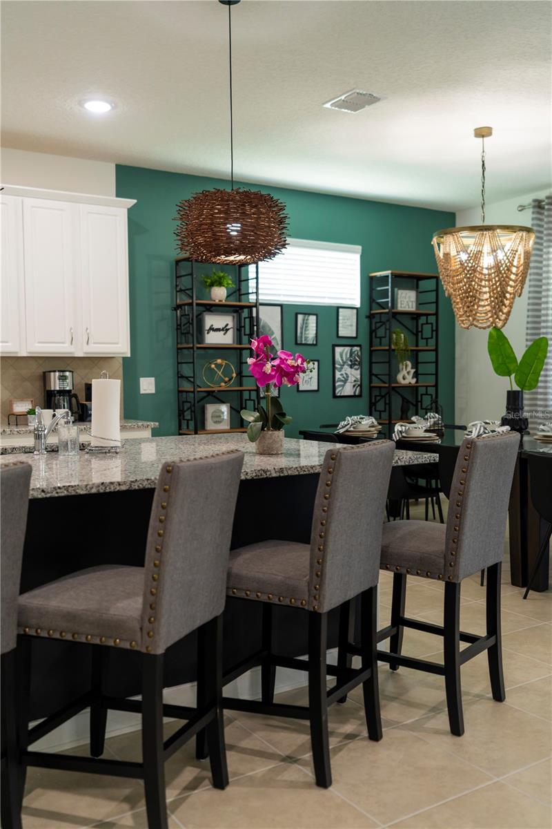 8981 AMELIA DOWNS TRL