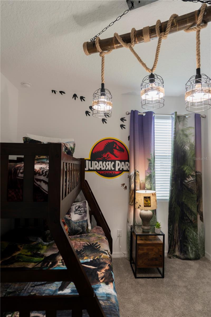 8981 AMELIA DOWNS TRL