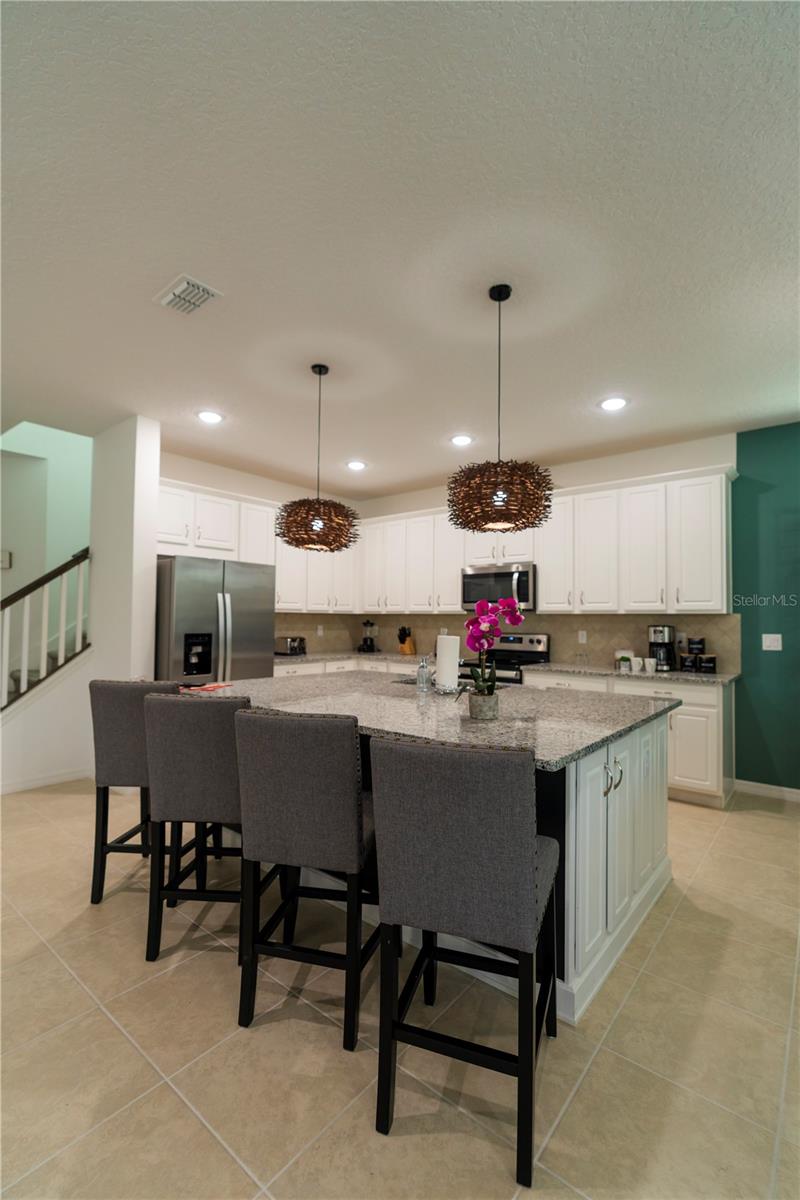 8981 AMELIA DOWNS TRL