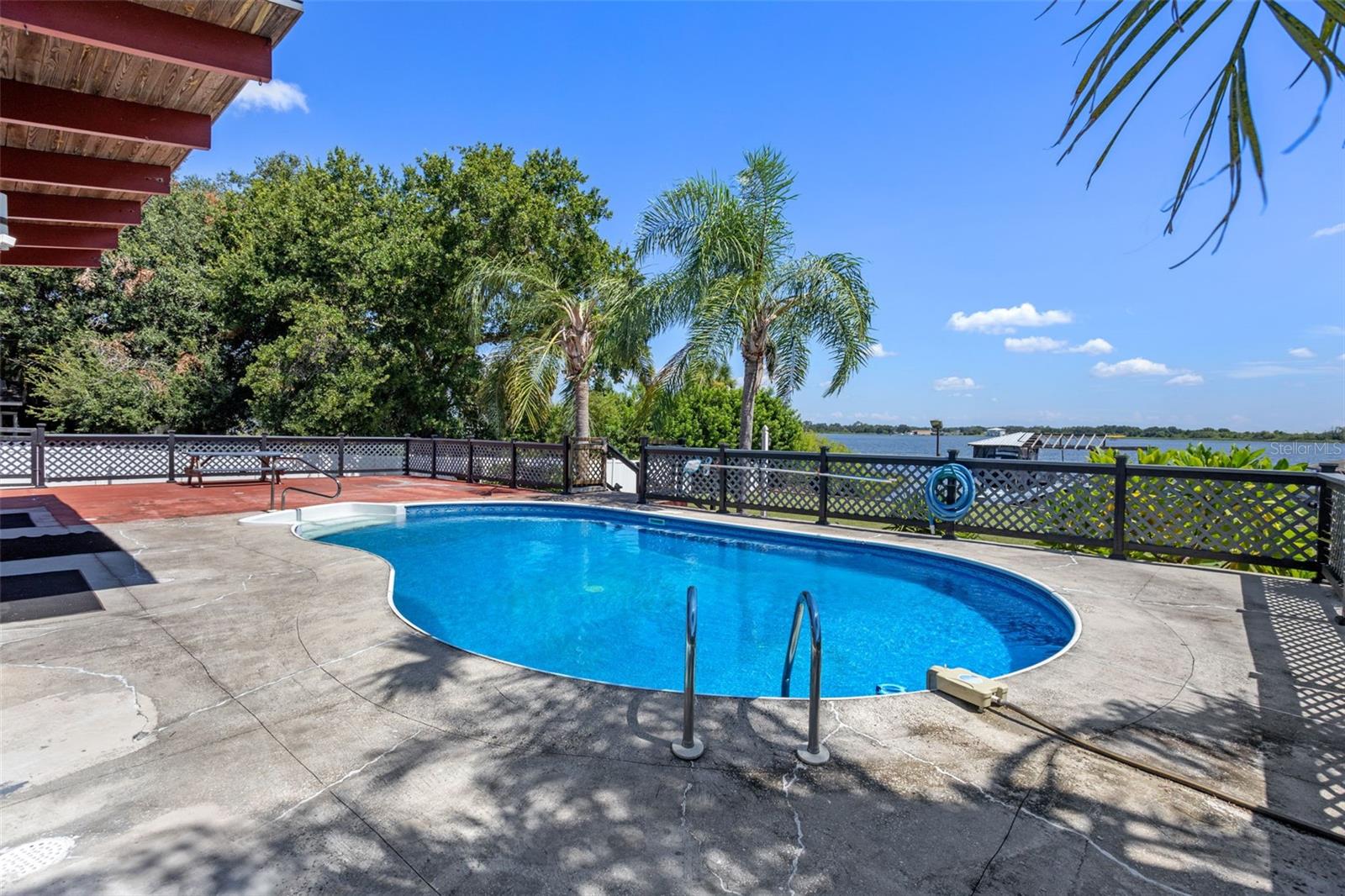 1016 BILTMORE DR NW